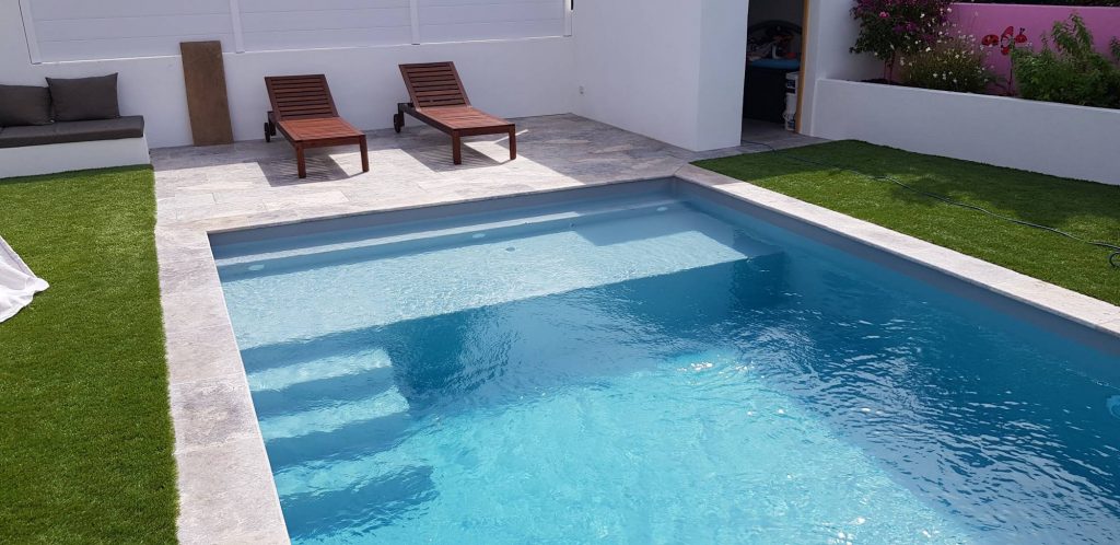 Piscines : 8 à 10 mètres - Corse Piscine